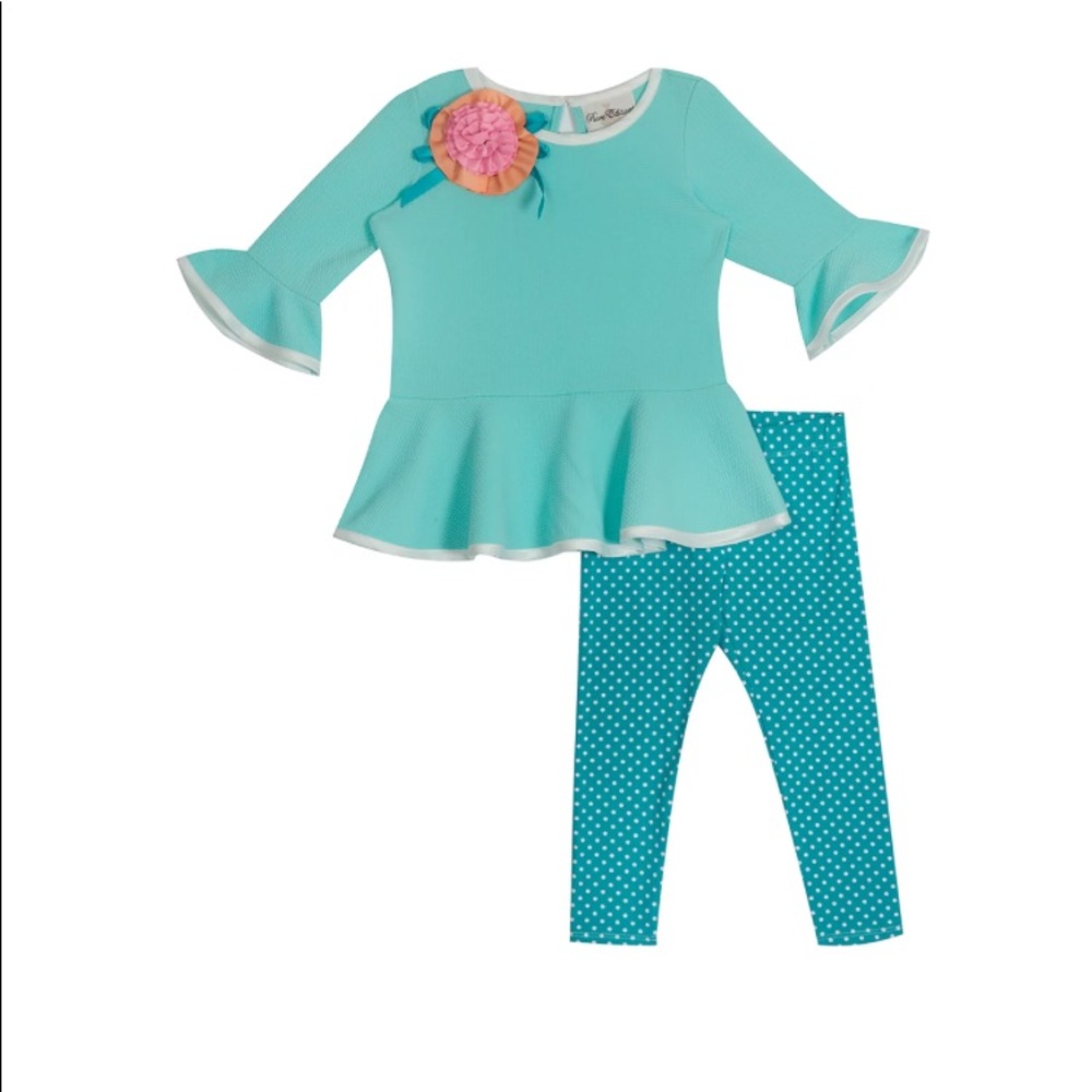 Rare Edition 2 pc set NWT